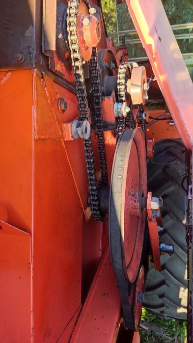 Комбайн зернозбиральний Дронингборг