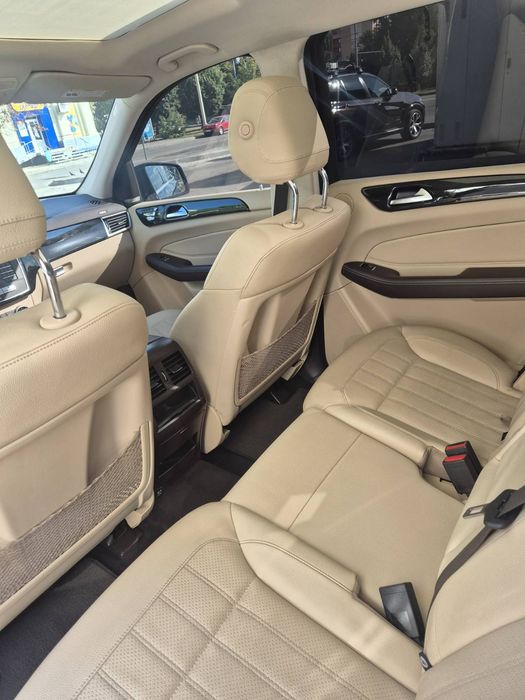 Mercedes-Benz GLS 450
