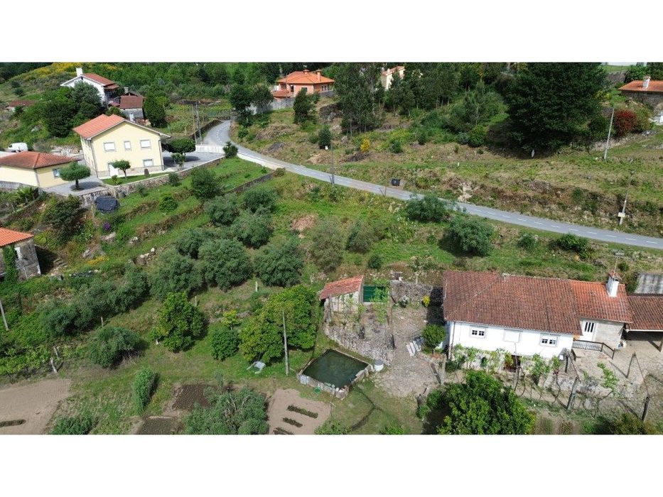 Terreno para Construção 810 m² | Moreira do Lima - Ponte de Lima — Cabração E Moreira Do Lima, Viana do Castelo