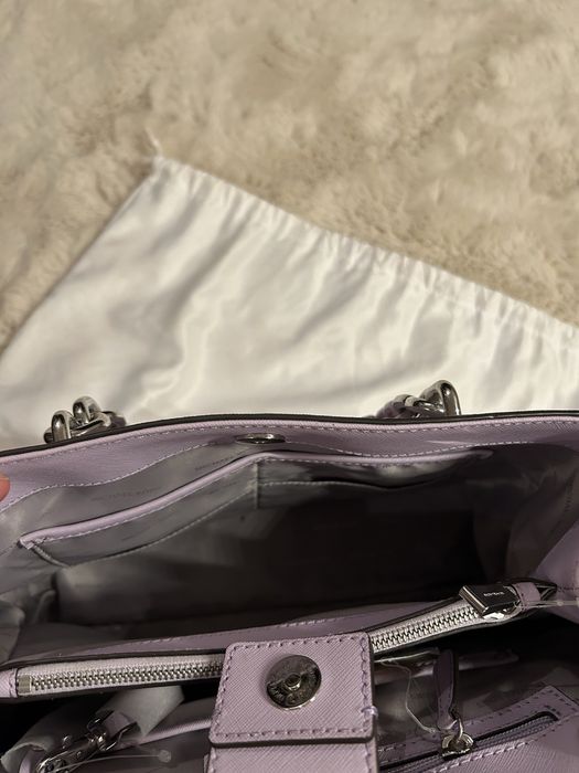 Michael Kors оригінал нова купувалась за 178 доларів