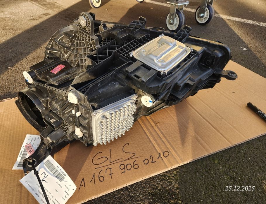 Фари GLS Mercedes Мерседес ГЛС USA Сша Фара права правая ліва