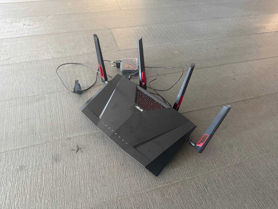 Продам роутер Asus RT-AC88U
