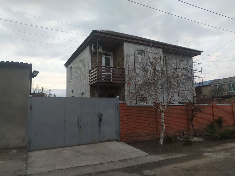 Продам дом  130 кв .м.2этажа.Свой.