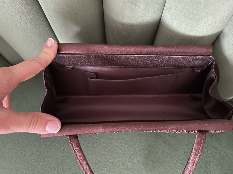 Mala torebka w kolorze czekoladowym