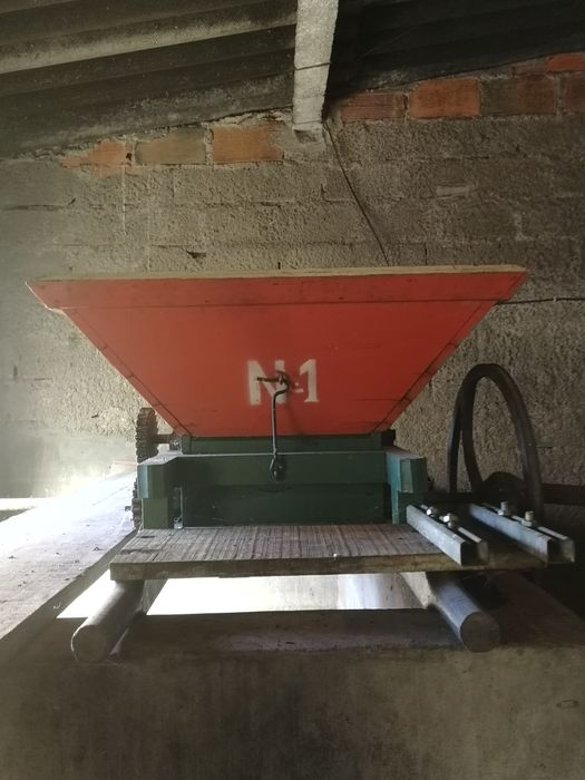 Esmagador de Uvas ELÉTRICO (motor)