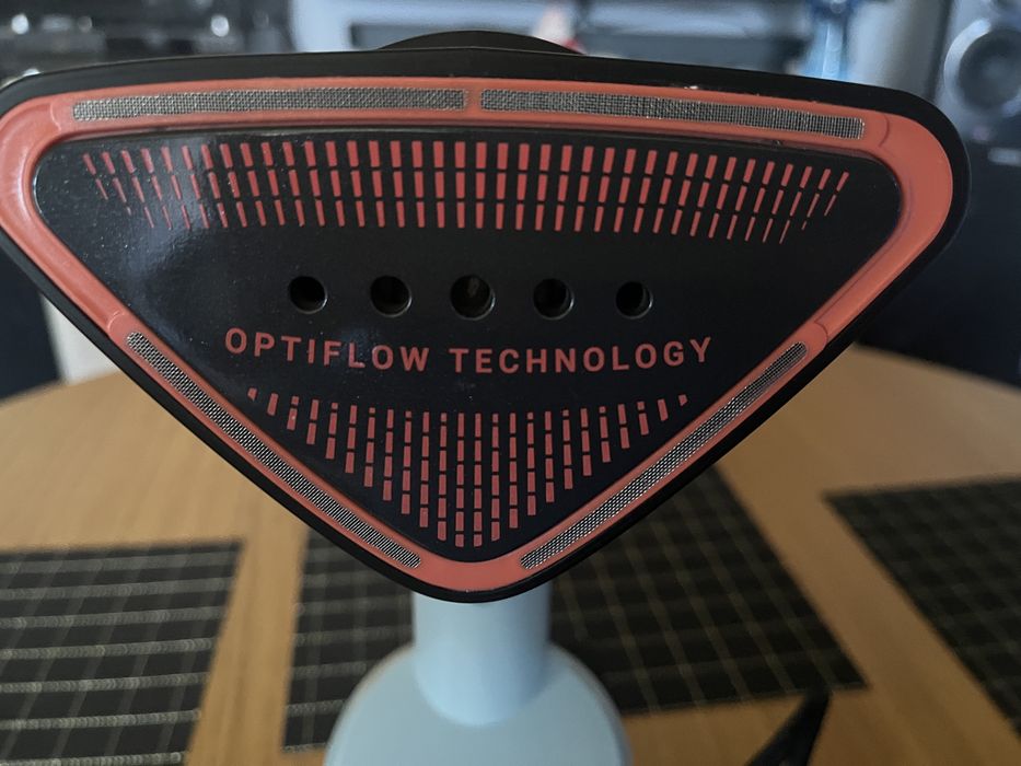 Parownica do ubrań Tefal