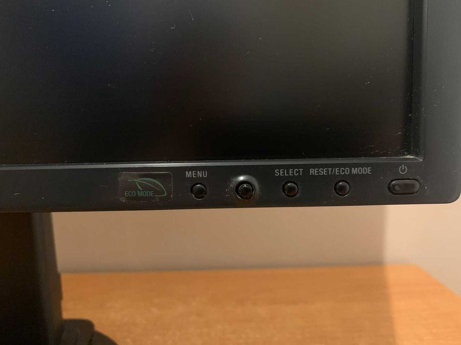 Монітор 22" NEC MultiSync E222W