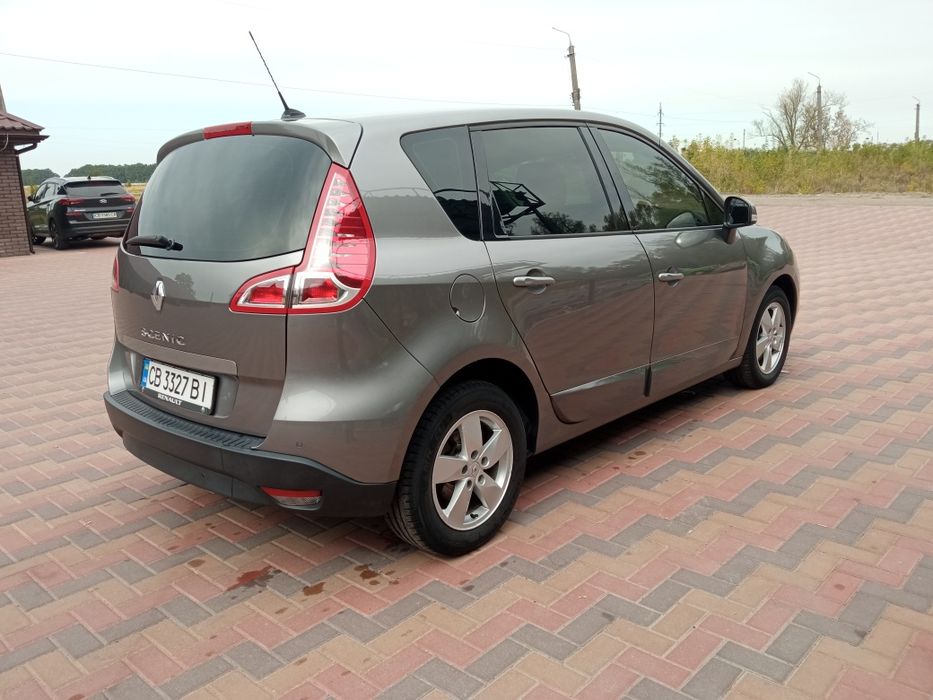 Renault Scenic 2011