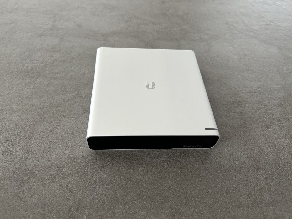 Ubiquiti CloudKey Gen2 Plus 1TB
