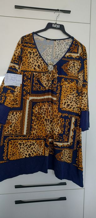 Śliczna nowa markowa tunika