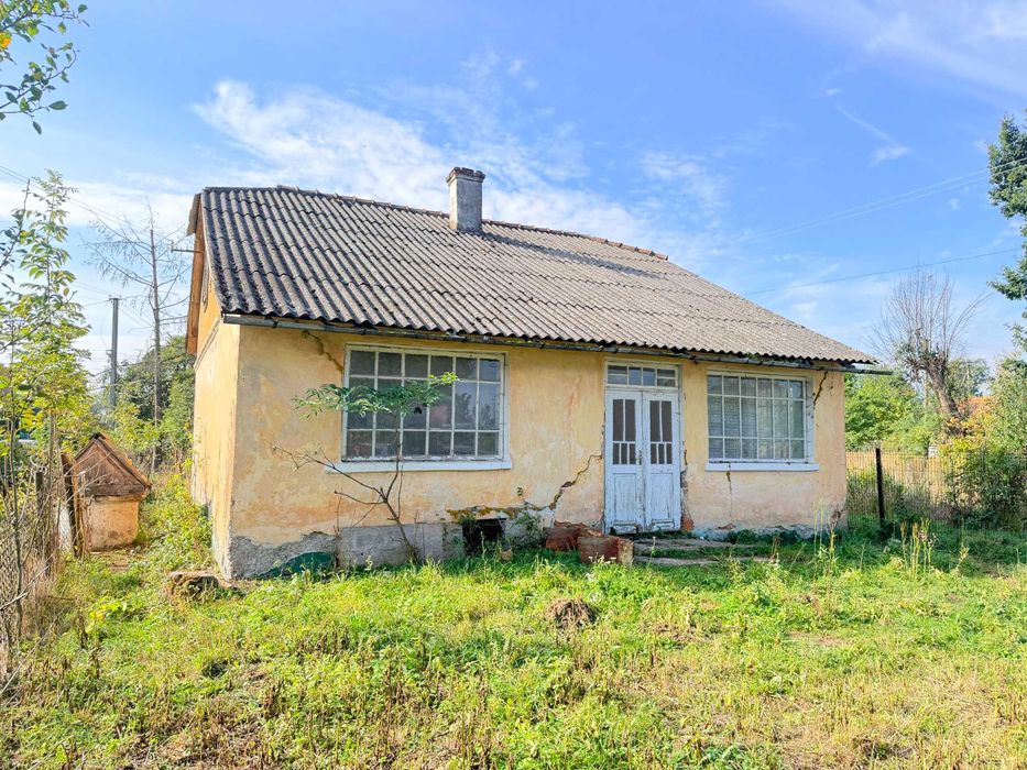 Продаж будинку 65 м² з ділянкою 6 соток у селі Грушів