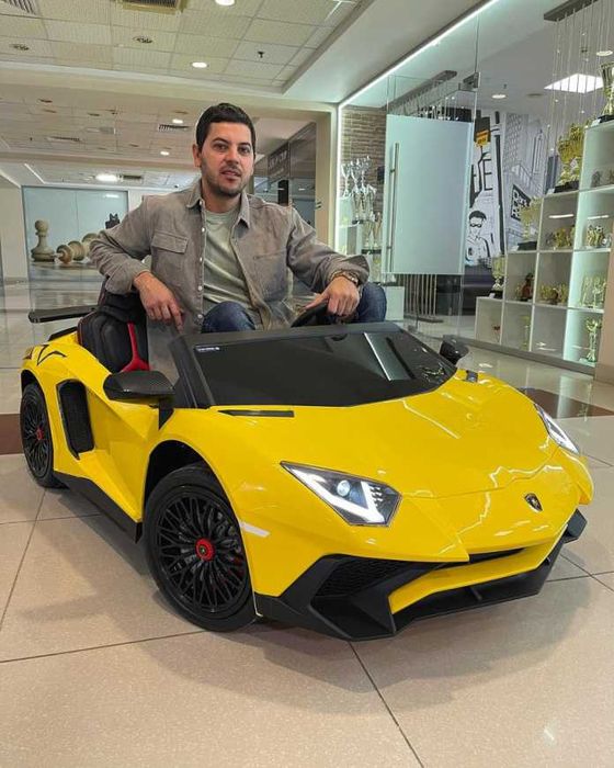 Ogromne autko LAMBORGHINI SV A8803 żółty dla dzieci