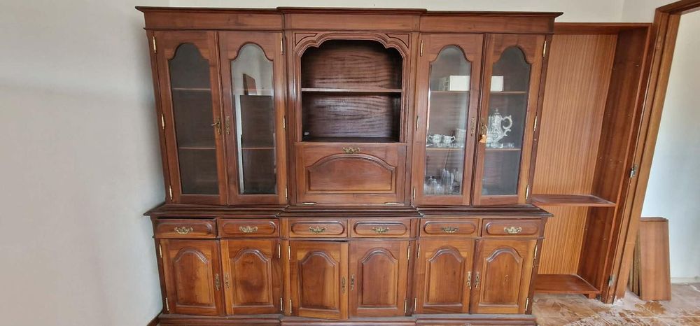 Armário de sala / Louceiro