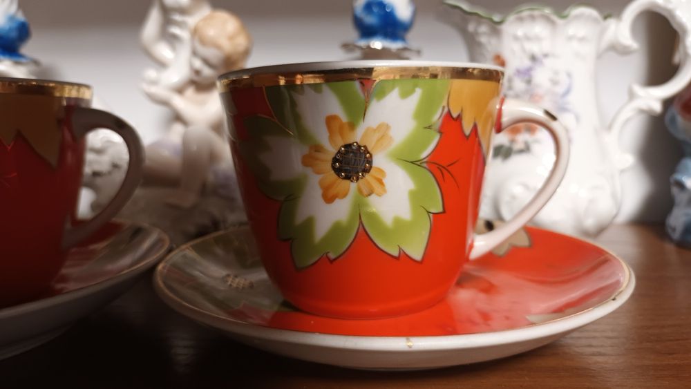 Сахарницы, молочники. Посуда фарфоровая.  Мальва.