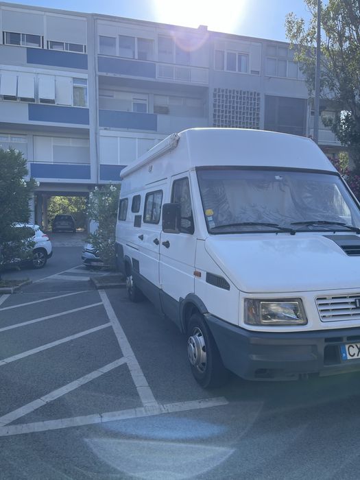 Vende-se Autocaravana Iveco Daily 1990/91 – Pronta para Aventura!