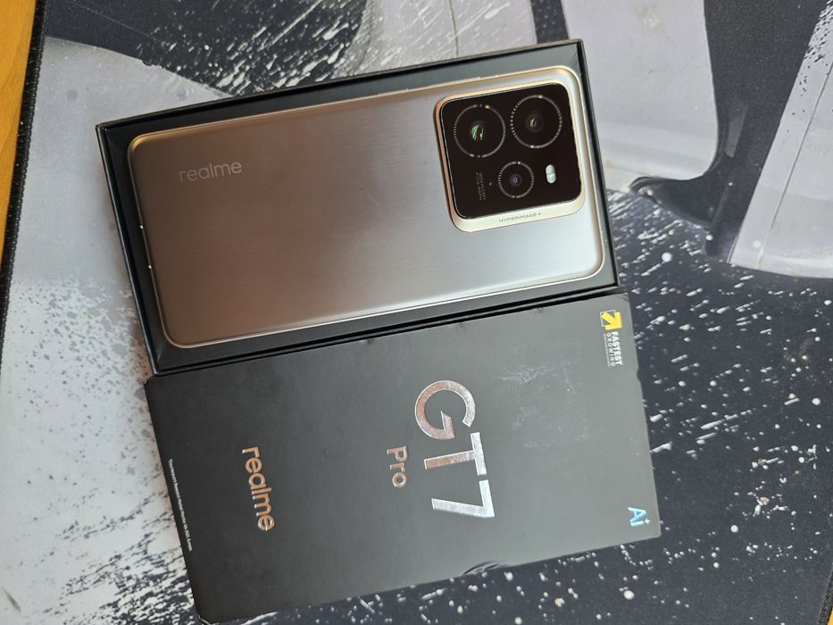 Realme GT7 Pro Gray 12/512 Gb Глобал