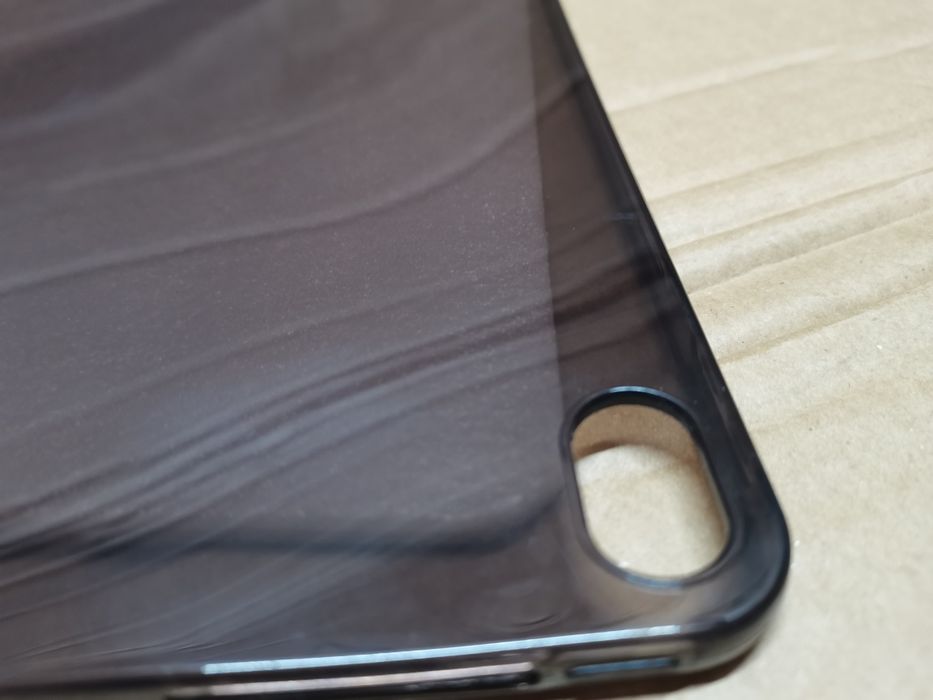 Etui z miękkiego plastiku dla iPad Pro 12,9" (2018)