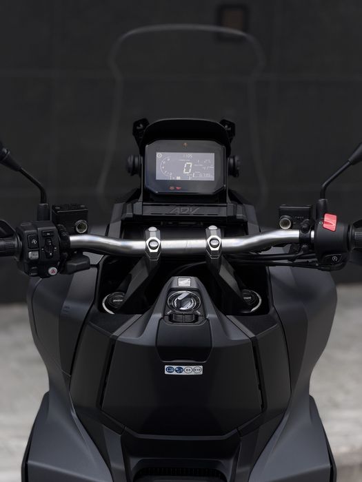 HONDA ADV 350 - Ótimo Estado!