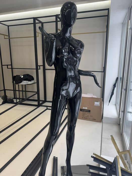 Манекен  жіночий