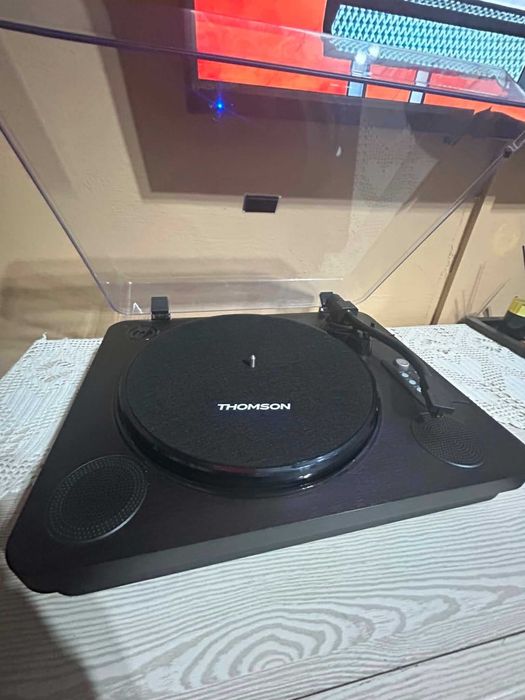 REZERWACJA !!!  Gramofon Thomson TT650BT
