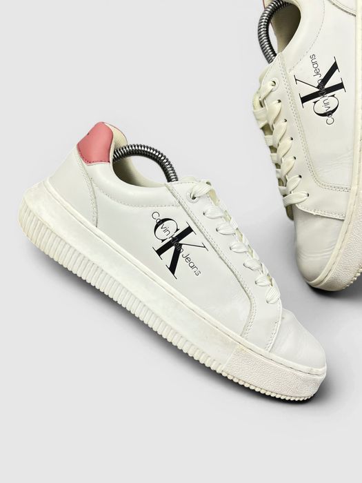 Buty Sportowe Calvin Klein Jeans Chunky Cupsole Monologo Biały Różowy Rozmiar 38