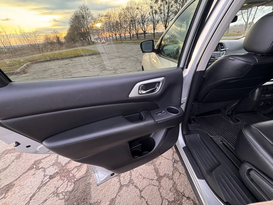 Nissan pathfinder 2018 р