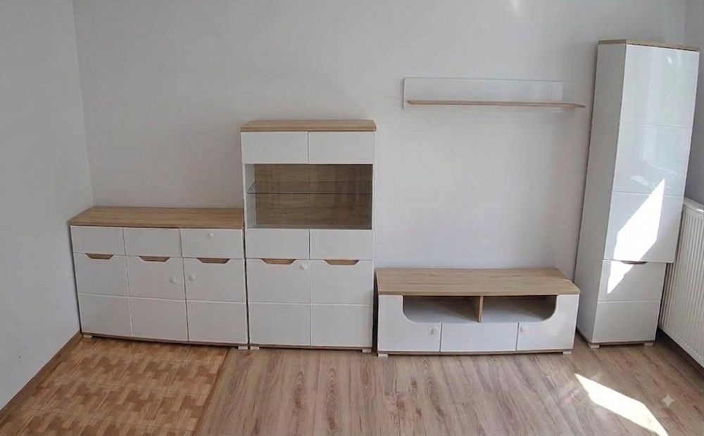Meble Zestaw biały połysk+ gratis dwie wiszące półki