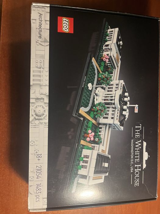 Lego Architecture 21054 bialy dom