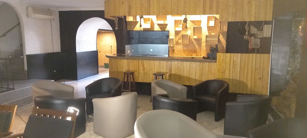 Arrenda-se Café Parque Bar