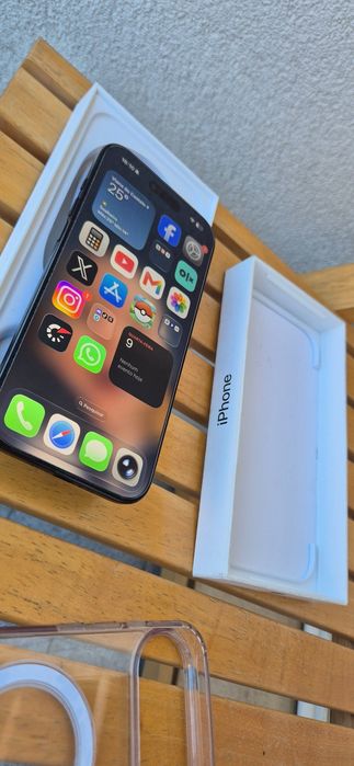 Apple iPhone Air - Black