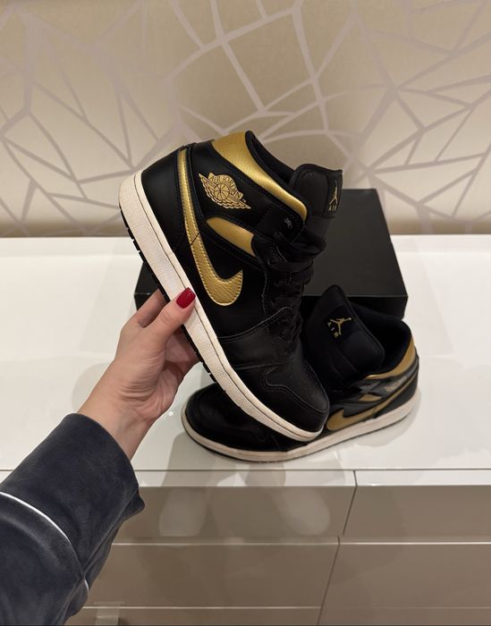 Чоловічі Nike Air JordaN 1 оригінал , в дуже гарному стані