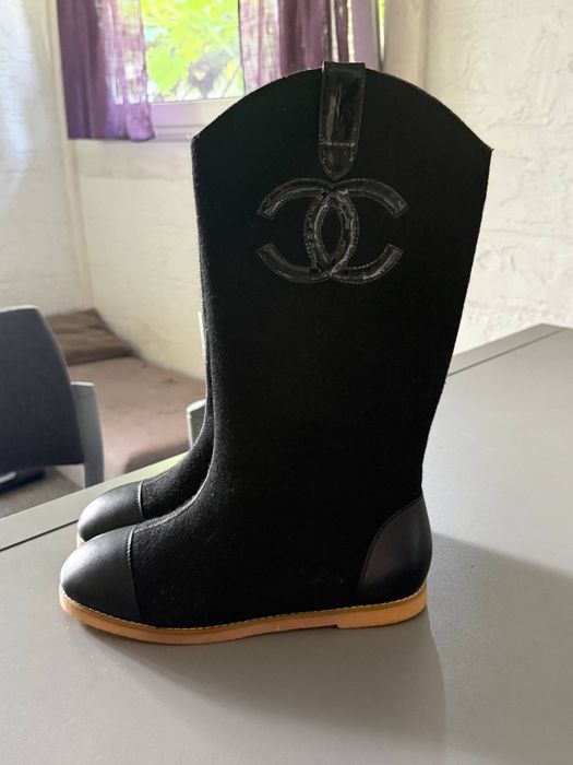 Женские сапоги- валенки CHANEL . Италия.