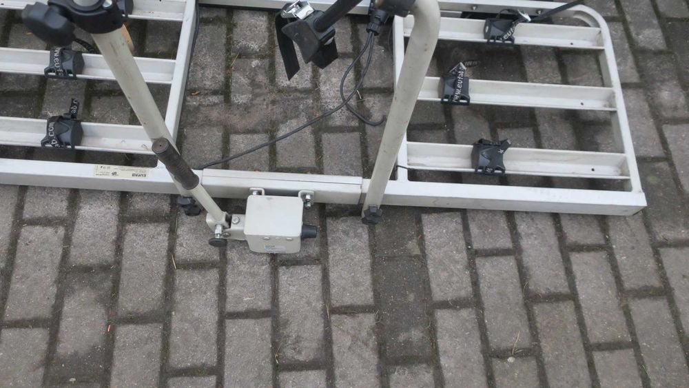 Bagażnik rowerowy na hak Eufab Platforma na 3 rowery