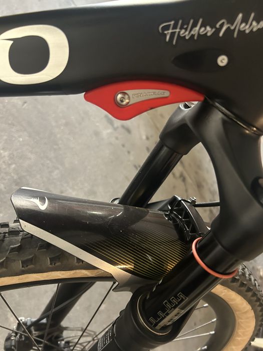 Pinarello Rokh XC Carbono