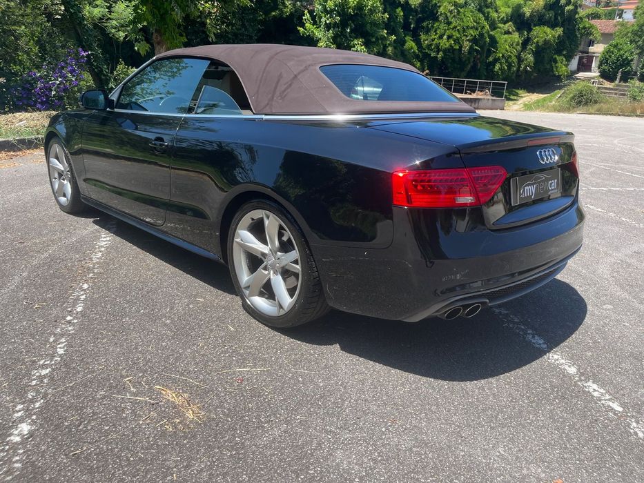 Audi A5 Cabrio 2.0 TDi S-line