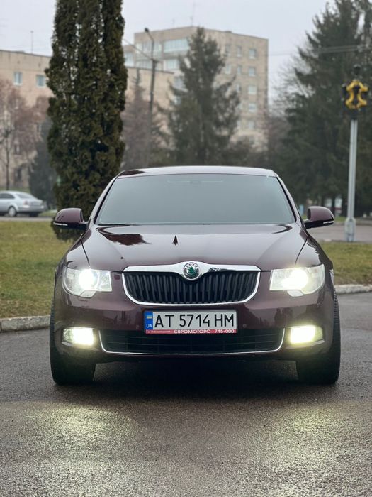 Skoda Superb 2011