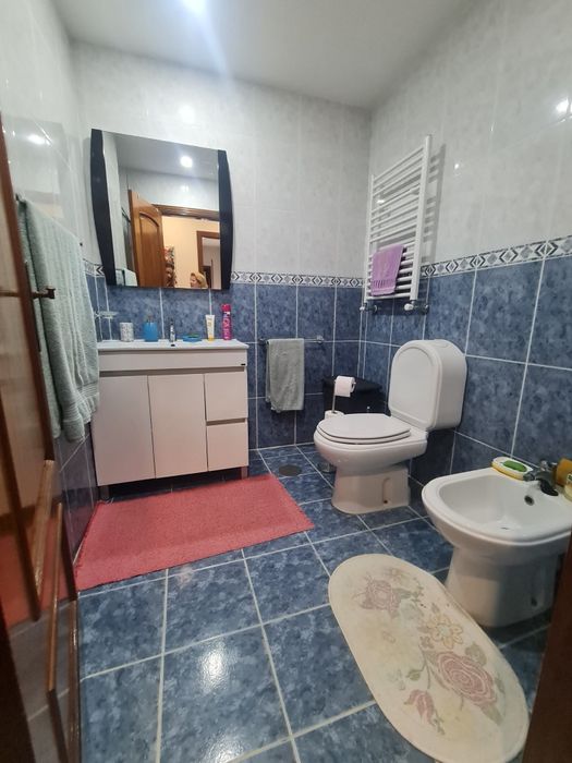 T3 com terraço e garagem box em valongo