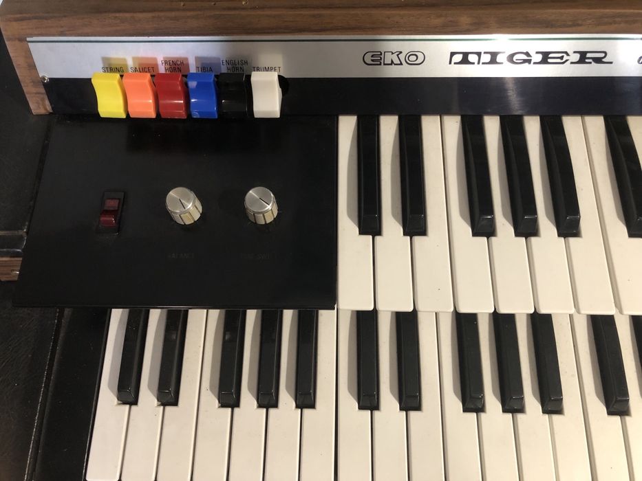 Eko Tiger Duo - Teclado / Órgão Analógico Vintage