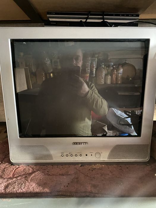 Продам телевізор samsung