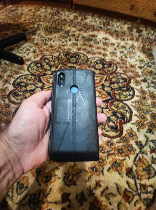 Продам Xiaomi Redmi 7 3/32