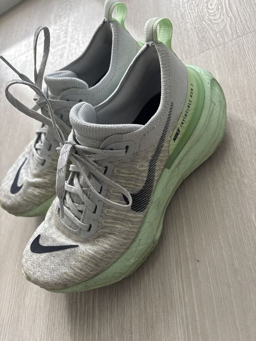 Nike Invincible Run 3 Size 36.5475903598705387521
