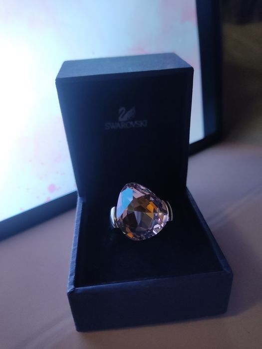 Каблучка від Swarovski