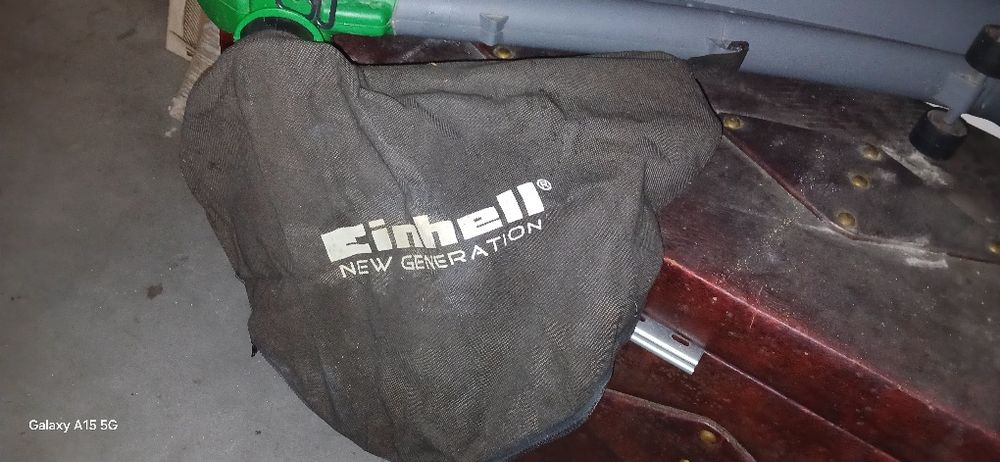 Máquina de soprar e expirar folhas