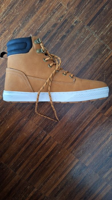 Buty wiosenne za kostkę O'Neill rozm 40