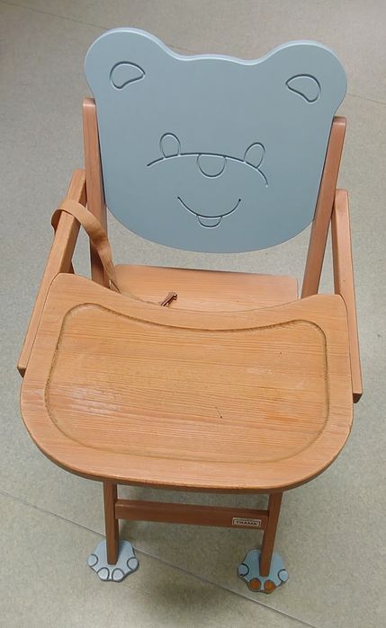 Cadeira de Refeição em Madeira da Trama - Clássica e Robusta