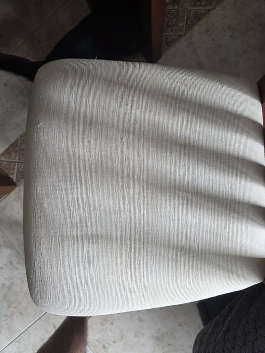 Mesa Extensível em Cerejeira + 4 Cadeiras + Capas (C/ Entrega)