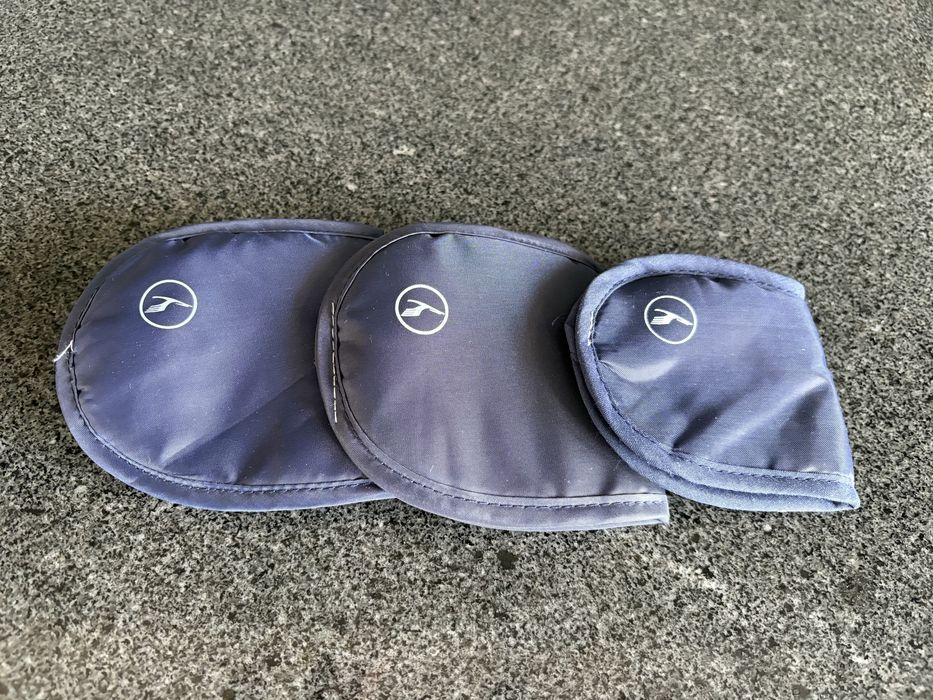 Komplet 3 opasek granatowych na oczy marki LOT