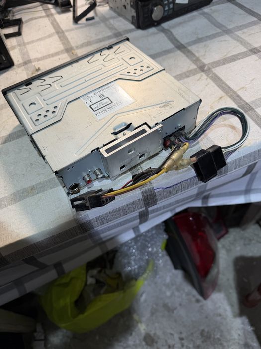 Магнітола в стані хорошому KENWOOD