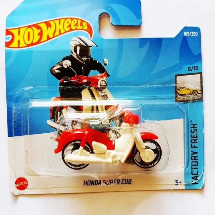Vários modelos de Hot Wheels