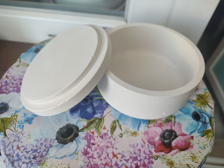 Форми для виробів з гіпсу та вироби